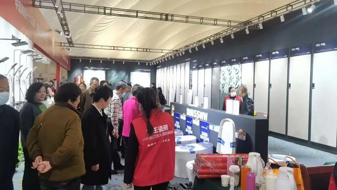 狮王瓷砖工厂大店震撼亮相幸福家博会(图3)