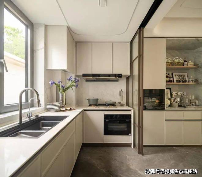 国贸中国铁建西派海上(售楼处)西派海上电线楼盘评测_价格配套户型停车位(图10)