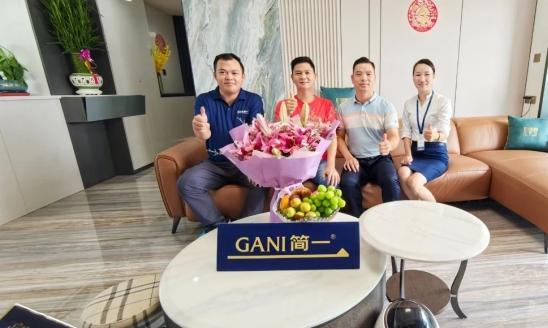 好评不断！简一大理石瓷砖以匠心雕琢品质凭服务赢取市场口碑(图2)