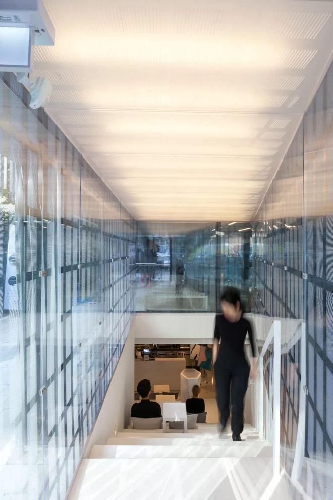 突破空间限制灵活模块化微型住宅社区、建筑、城市的共生实验(图5)
