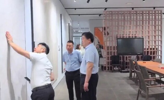 卡罗娜超防污质感瓷砖新定位上市1周年暨800×1350质感砖上市发布会圆满落幕(图5)