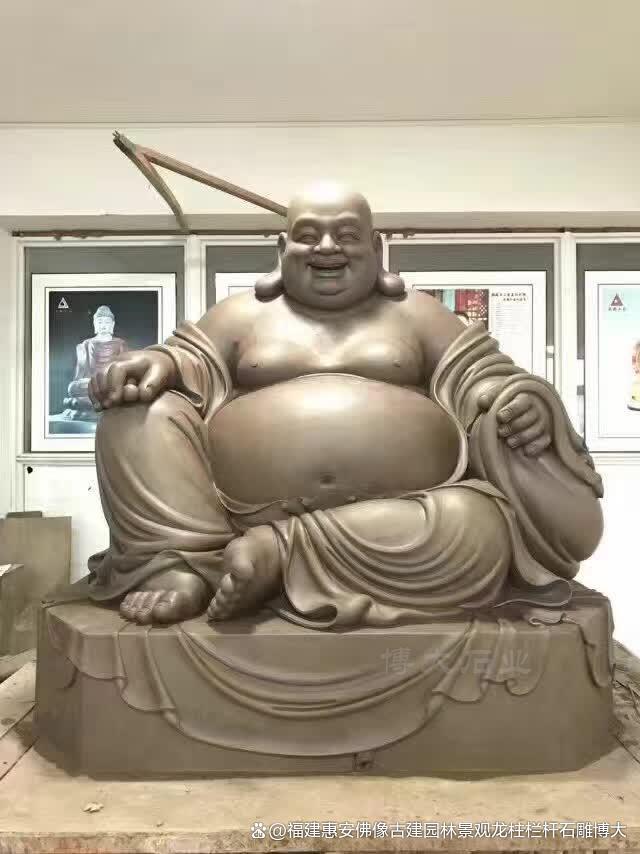 石雕弥勒佛在寺庙中的应用场景(图1)