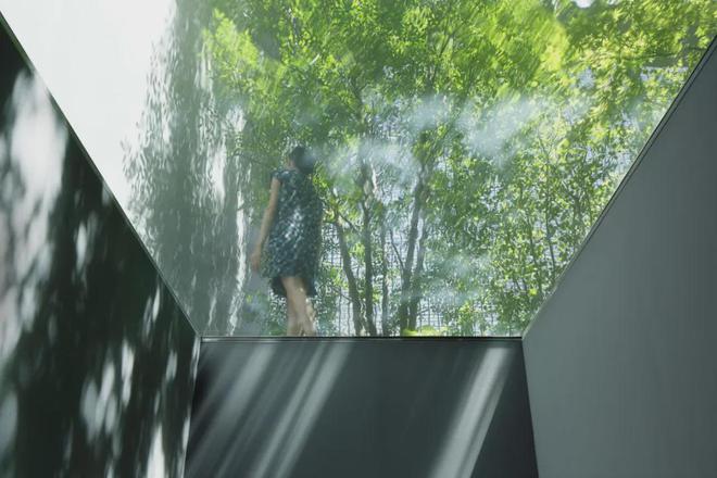 这住宅用了6000块玻璃砖打造的外墙竟然变成了城市里的风景画！(图7)