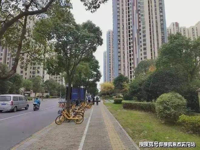 热搜榜虹桥璀璨领峯售楼处发布：虹桥璀璨领峯高质引爆市场(图32)