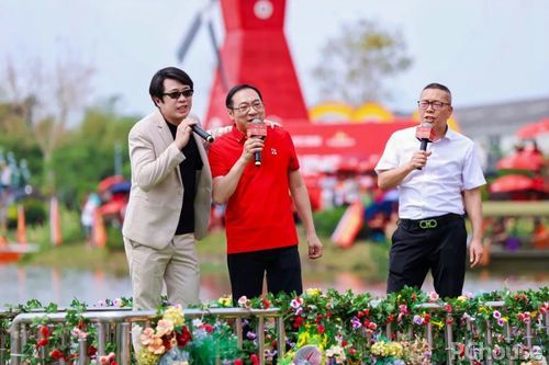 强辉队勇夺第一！“强辉杯”三人草艇大赛点燃五一热情(图5)