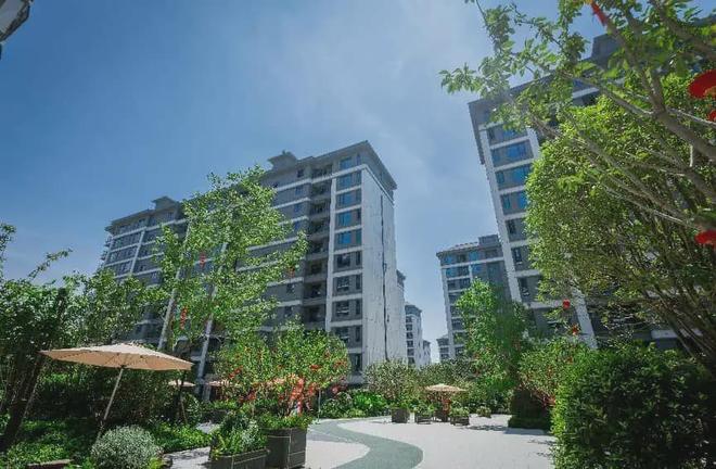 质臻交付兑现理想生活｜越秀栖山悦府南二区圆满交付！(图2)