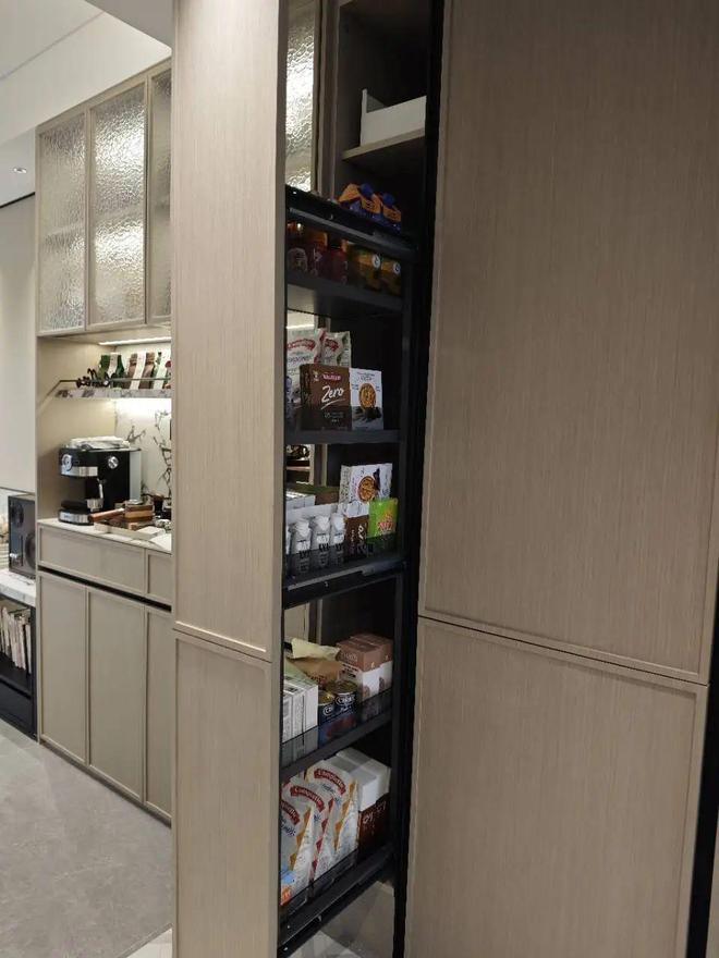 聚焦中环置地中心望云售楼处发布：以品质铸就传奇!(图9)