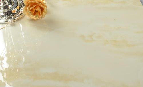 抛釉砖的优缺点有哪些?抛釉砖划痕怎么处理?(图1)