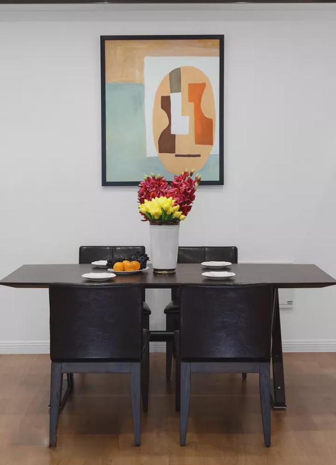 120㎡现代简约风三居室大理石瓷砖电视墙真好看！(图3)