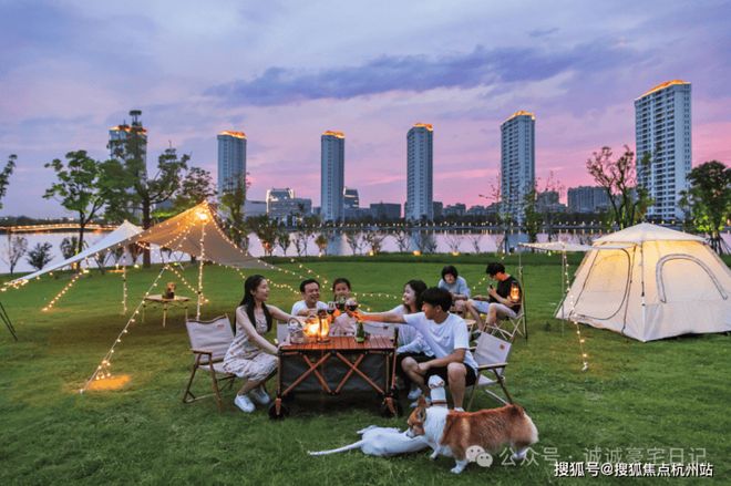 ☄兰香湖贰号售楼处魔都游艇入户墅解锁顶流湖居新范式！(图8)