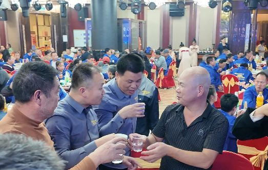 哪个瓷砖胶源头工厂厂家专业(图4)